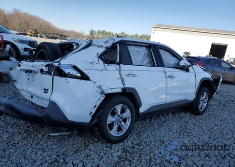 2019 Toyota Rav4 Xle z USA, uszkodzony, nr VIN 2T3P1RFV5KC026578